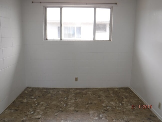 Building Photo - 2 Bedroom / 1 Bath at the Leolua Gardens