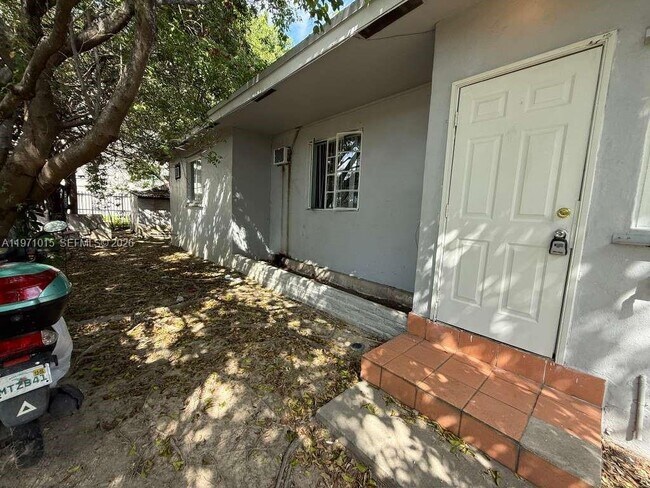 Foto del edificio - 1751 NW 29th St