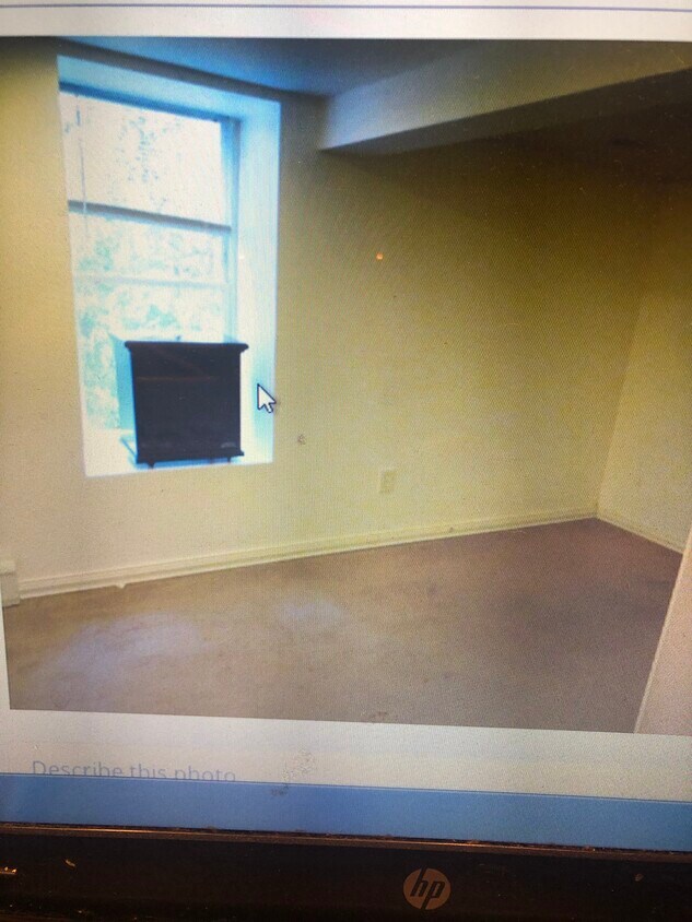 Bedroom - 3 Congress Ave