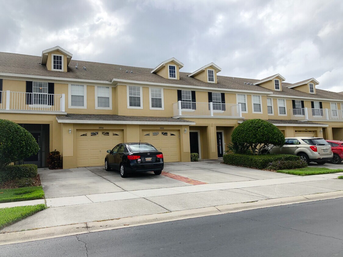 2932 Langdon Ln S, Kissimmee, FL 34741 Townhome Rentals in Kissimmee FL