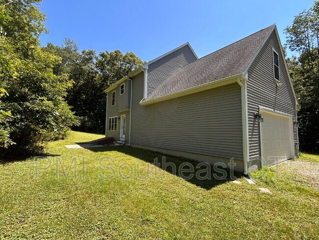 Building Photo - 124 Witter Rd