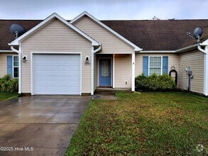 Building Photo - 200 Pine Hollow Rd