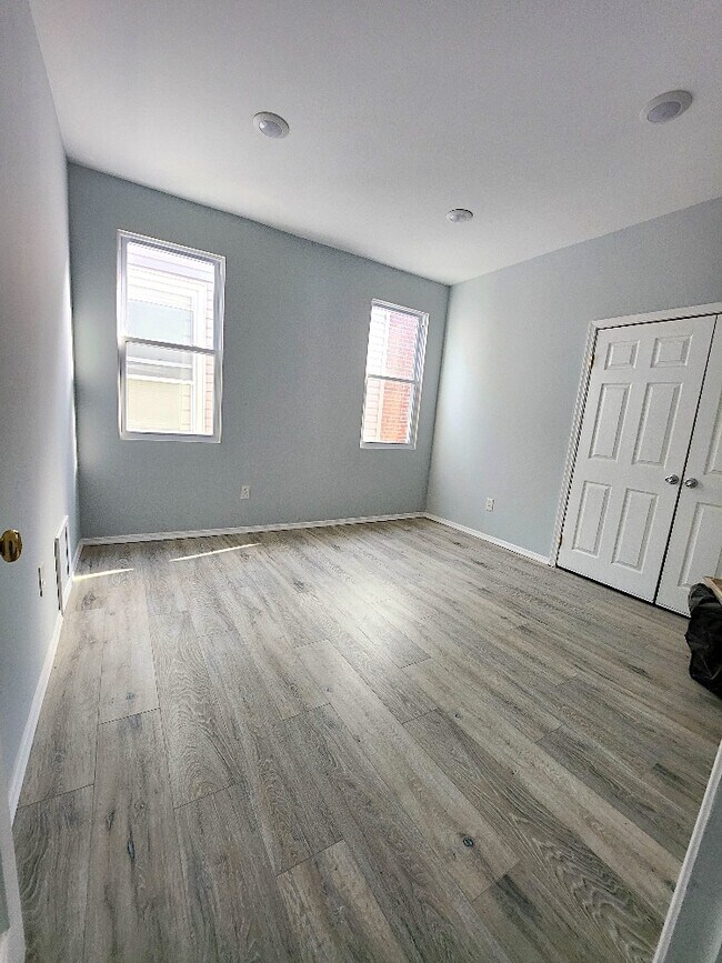 Foto del edificio - 5448 Walnut St