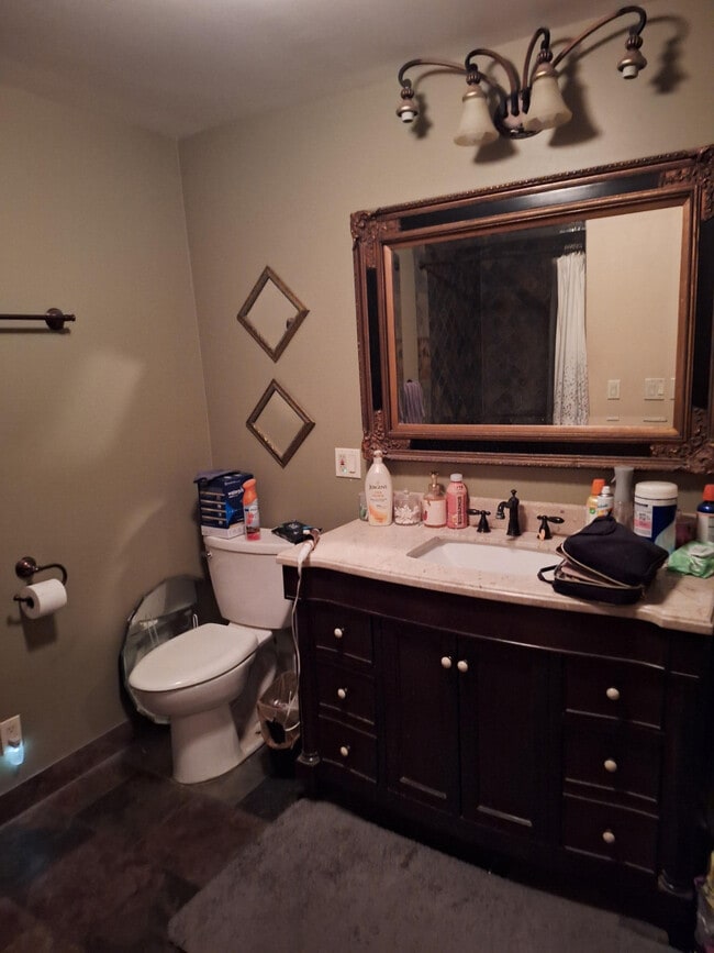 Building Photo - 10128 McBroom St