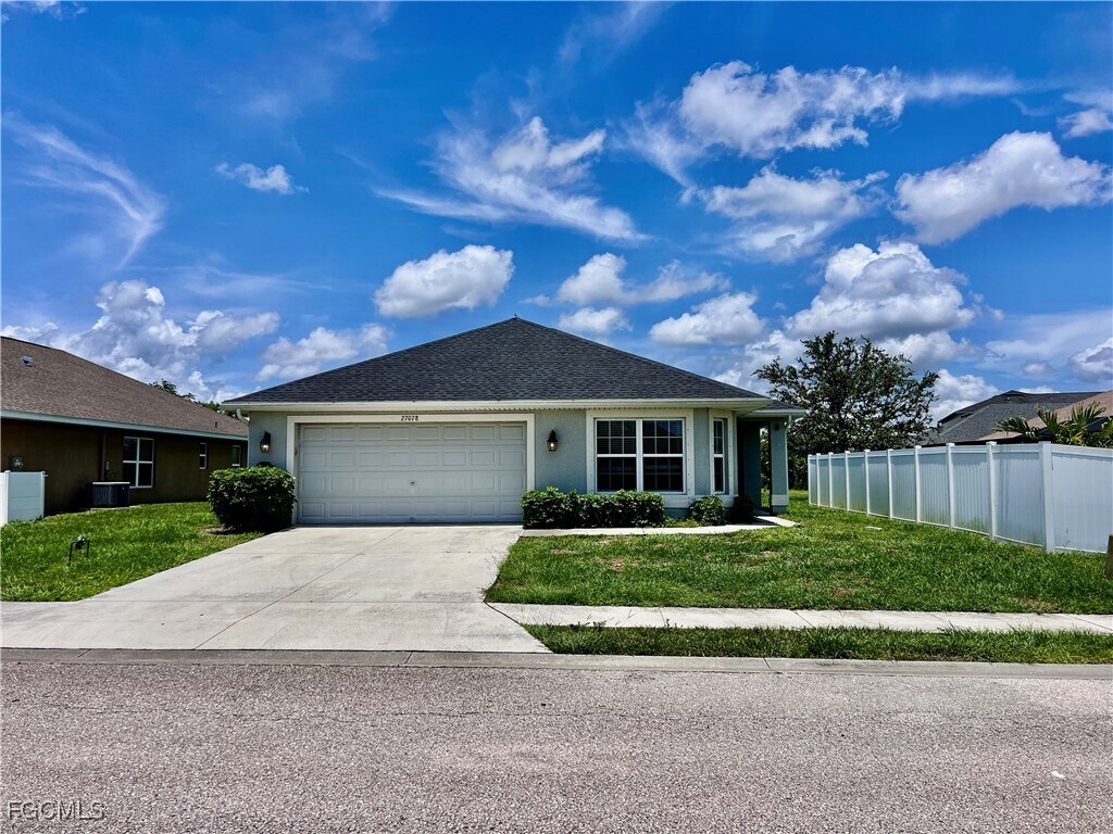Foto principal - 27078 Brook Forest Rd