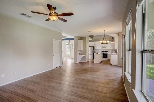 Building Photo - 11306 Avering Ln