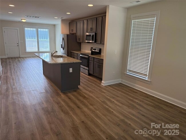 Foto del edificio - 1003 Wainwright Ave