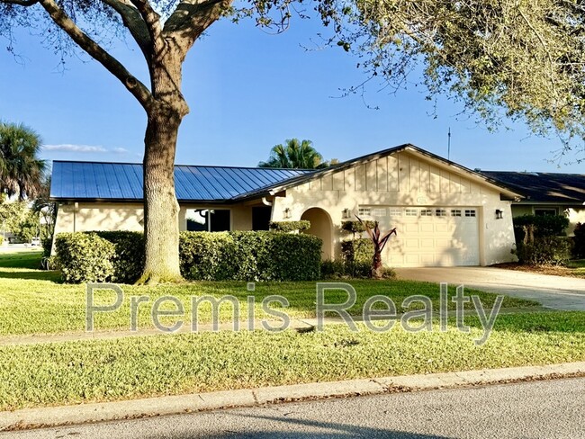 Photo - 2381 Timbercrest Cir W House