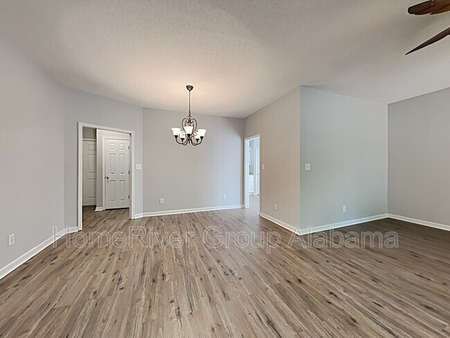 Building Photo - 4609 Bonnett Cir