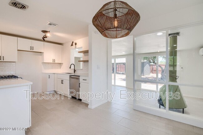 Foto del edificio - 2901 E Seneca St