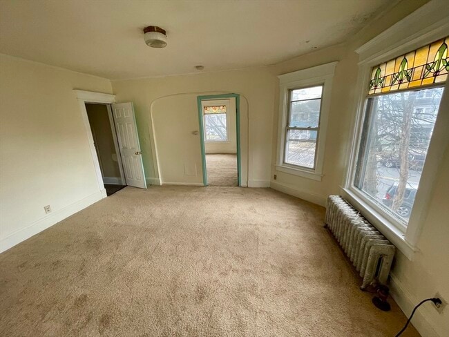 Building Photo - 735 Belmont Ave
