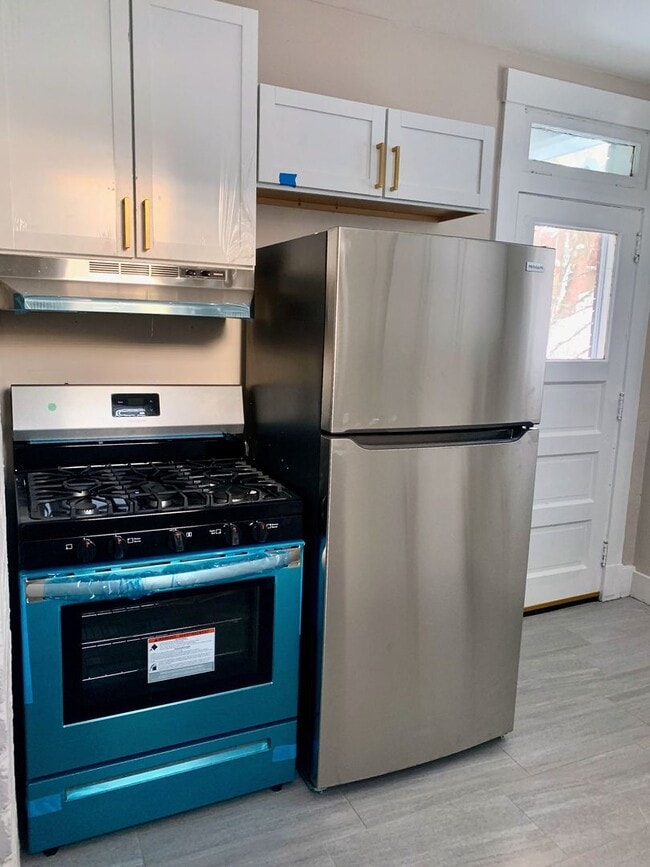 Photo - *** Charming Dormont Duplex Three Bedroom * Walk to Shops and the T * Pet Friendly * Private Porc... Apartment