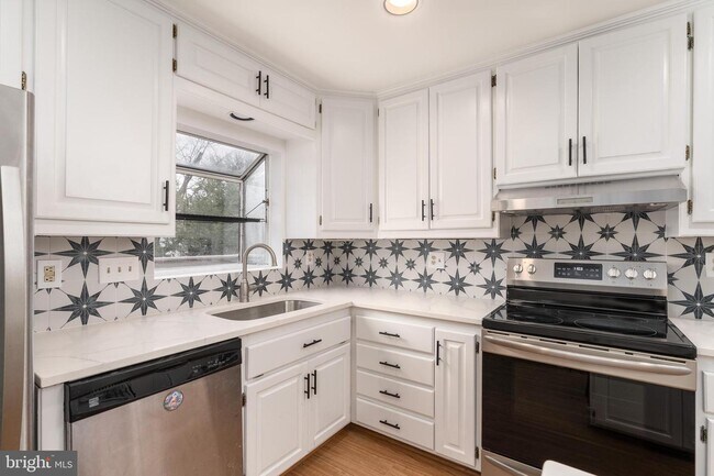 Foto del edificio - 3501 Turner Ln