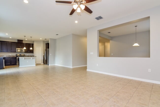 Foto del edificio - 1309 Canyon Oaks Dr