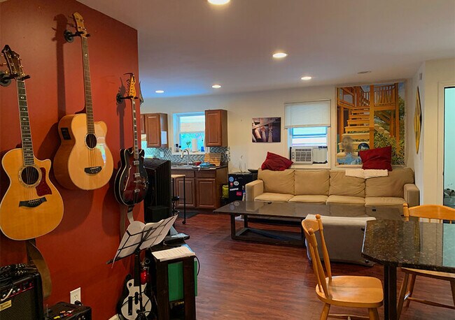 Foto del edificio - 2152 12th St