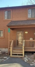 Building Photo - 350 Crewe Ct