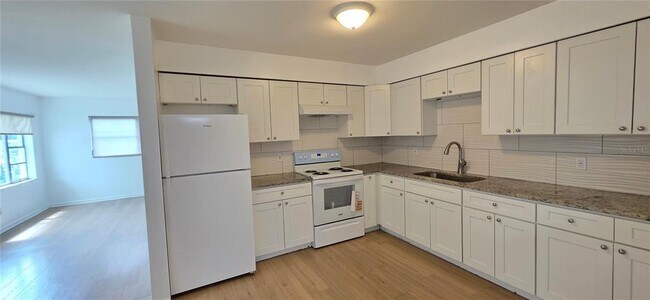 Foto del edificio - 410 S Oakwood Ave