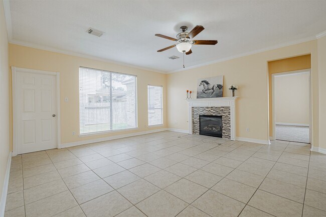 Foto del edificio - 8510 Brighton Lake Ln
