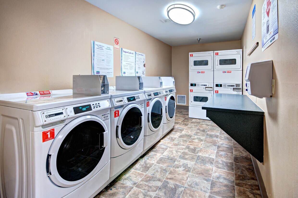 Balfour Place Apartments 1820 Minor Ave Seattle, WA