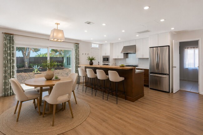 Foto del edificio - 4742 Seaford Pl