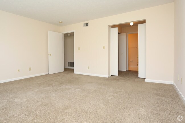 Master Bedroom York University Village brookridge village apartments rentals - louisville, ky Master Bedroom York University Village brookridge village apartments rentals - louisville, ky
