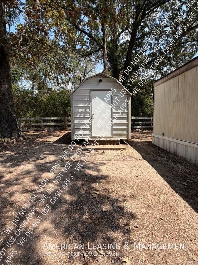 Building Photo - 2307 N John Redditt Dr