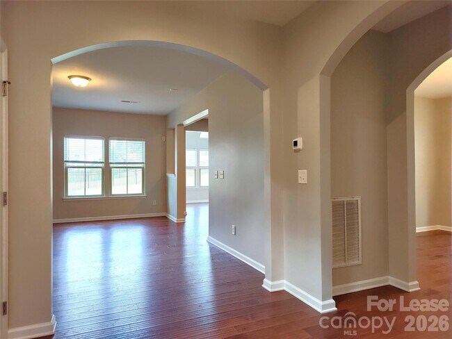 Foto del edificio - 4122 Audubon Pk Dr