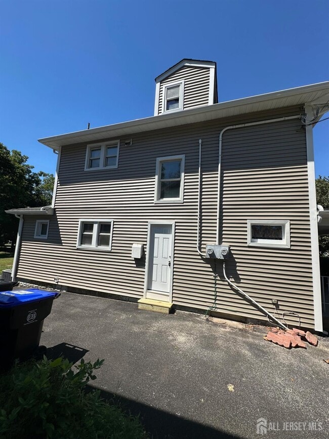 Building Photo - 313 Milltown Rd