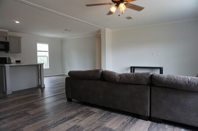 Building Photo - 4656 Eagle Way