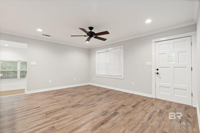 Building Photo - 517 Horton Ln