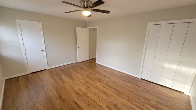 Foto del edificio - 2 Bed, 1.5 Bath Townhome in Greenville is ...