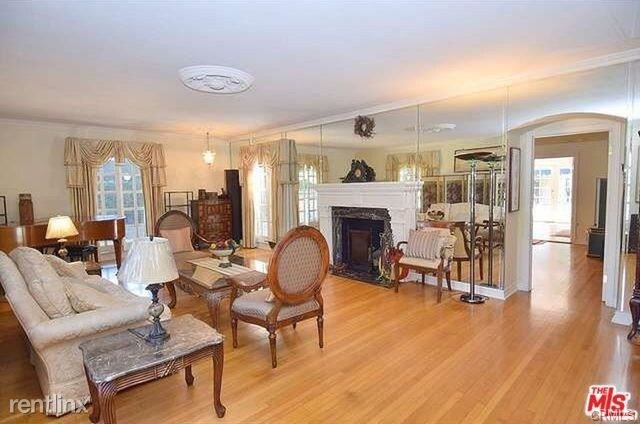 Building Photo - 6 br, 3 bath House - 626 S Plymouth Blvd