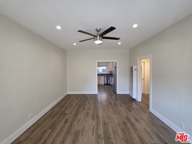 Foto del edificio - 11506 Truro Ave