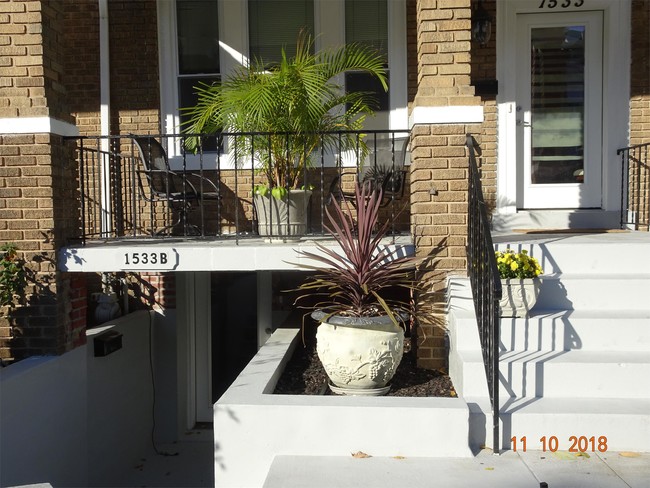 Building Photo - 1533 Spring Pl NW
