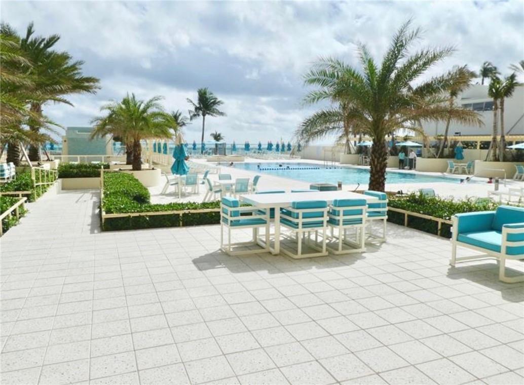 Primary Photo - 2501 S Ocean Dr