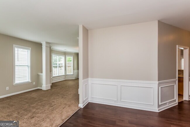 Building Photo - 4405 Walforde Blvd