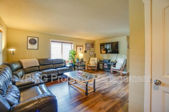 Foto del edificio - 8814 NE 82nd Ave