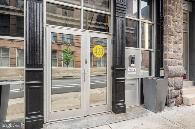 Building Photo - 428-40 N 13th St