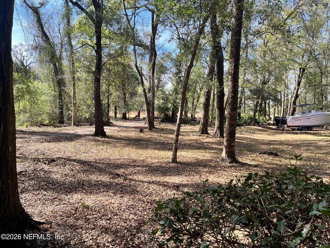 Foto del edificio - 2930 Ravines Rd