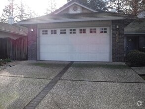 Building Photo - 1090 Gilliland Dr