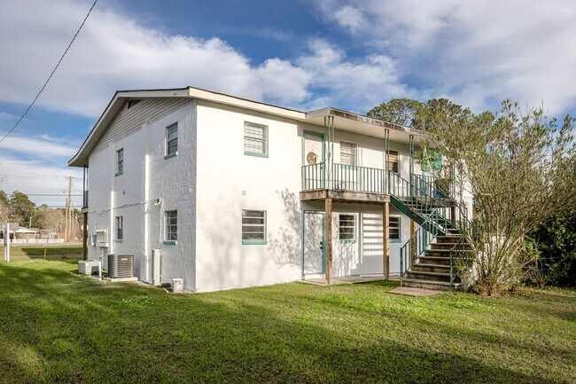 Building Photo - Sunrise Apartments