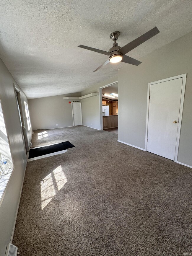 Foto del edificio - 3751 Auburn Dr