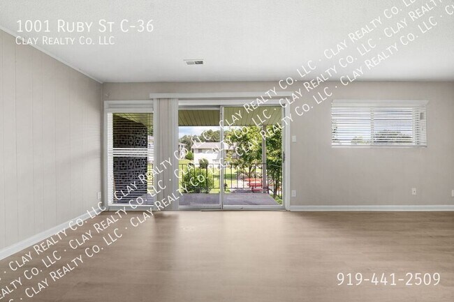 Foto del edificio - 1001 Ruby St