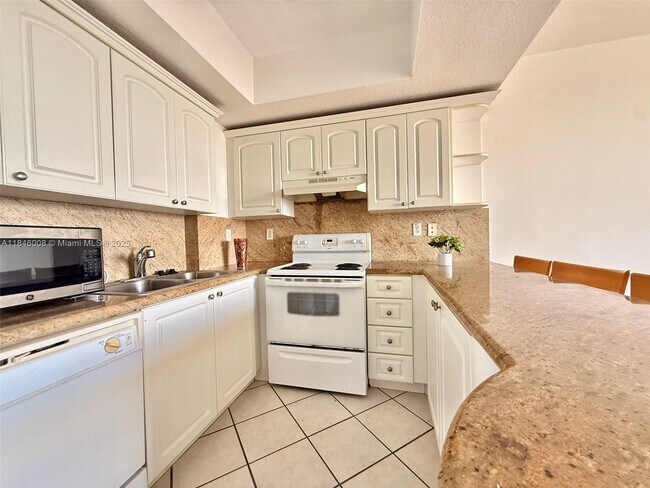 Foto del edificio - 3500 Coral Wy