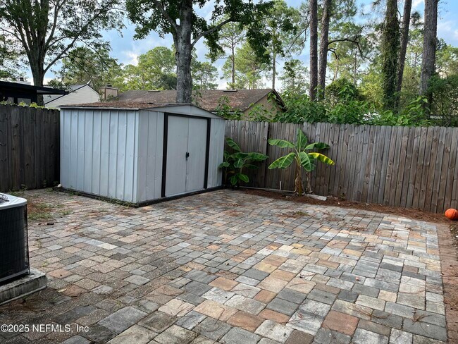 Foto del edificio - 4299 Windergate Dr