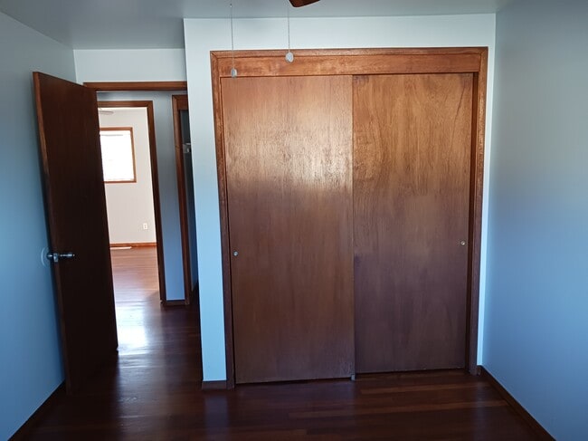 Building Photo - 127 NE 164th St