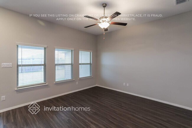 Foto del edificio - 441 Pollyann Trl