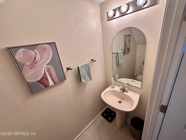 Foto del edificio - 12311 Kensington Lakes Dr