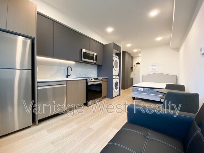 Building Photo - 720-720 K. L. O. Rd