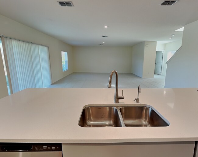 Foto del edificio - 3880 Fescue St